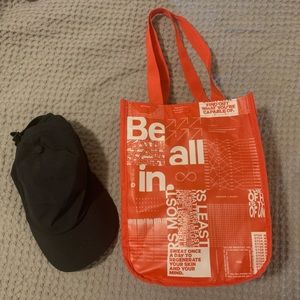 Lululemon hat and small reusable bag